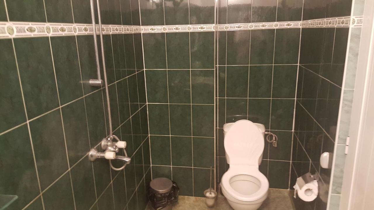 Sachaka Hotell Karlovo Eksteriør bilde